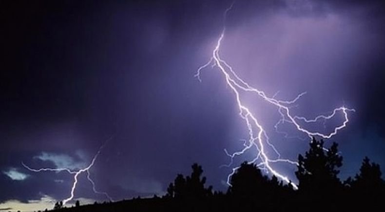 Гръмотевични бури удариха Арктика