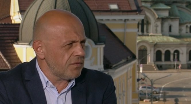 Томислав Дончев: Има мнозинство за гласуване на новото правителство с подкрепата на ДПС