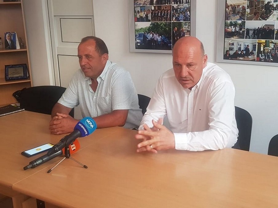 Кметът на село Бата от ГЕРБ след отхвърлянето на заповедта за задържането му: Съсипаха ми бизнеса, хората се страхуват да влизат в магазина