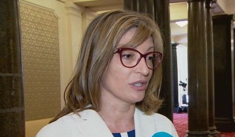 Екатерина Захариева с прогноза: ДПС ще подкрепи ИТН и ще си направят правителство (ОБНОВЕНА)