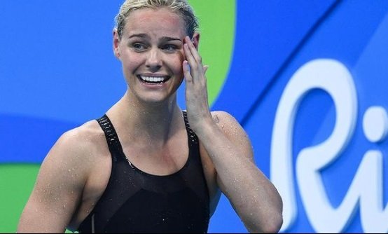 Секси олимпийка шампионка с потресаващи разкрития: Пускаха ми ръка и ми шепнеха мръсотии в ухото (ГОРЕЩИ СНИМКИ)