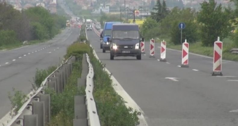 ВАЖНО! До 22 юли движението при входа на Бургас ще е само в едното платно