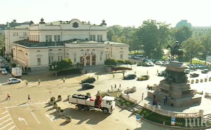 Забраняват паркирането около НС заради първото заседание на новия парламент