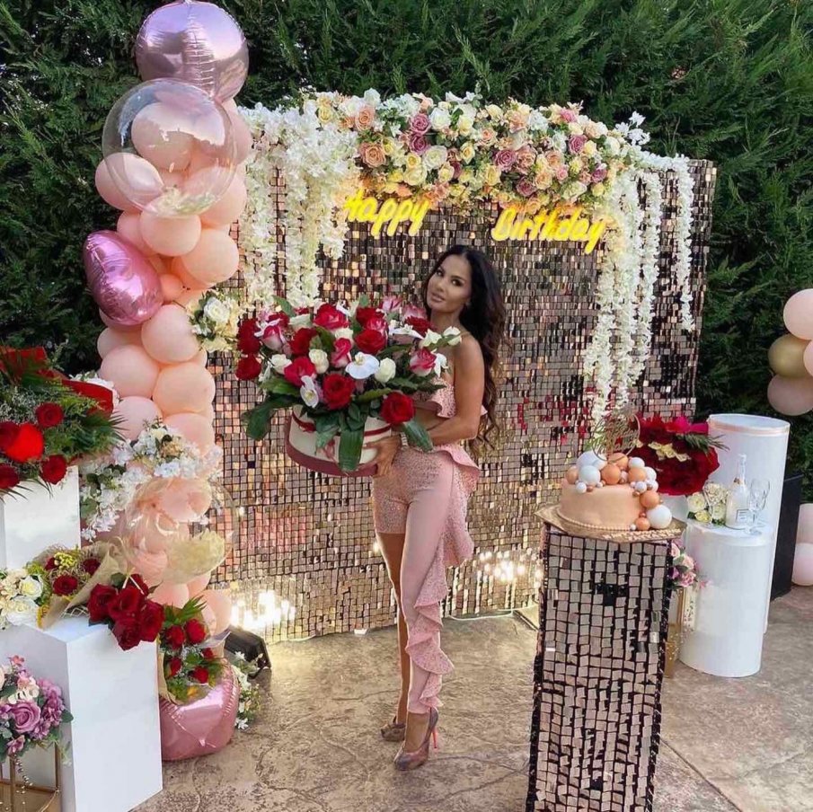 Татяна с грандиозен рожден ден в дома си (СНИМКИ)