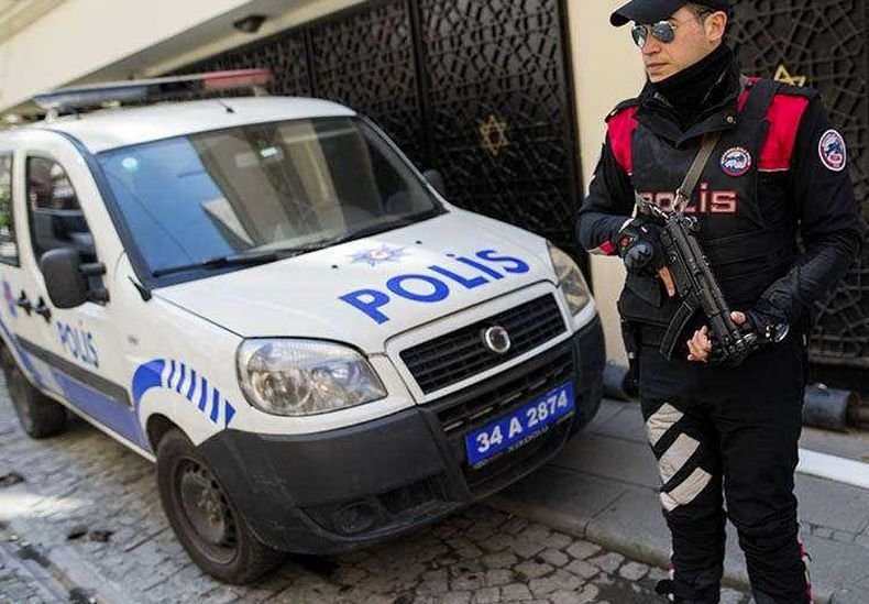 Конфискуваха над 700 килограма хероин в Турция