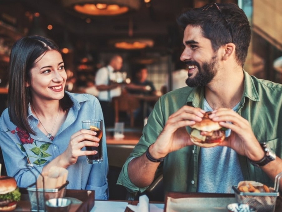 Плюсове и минуси да се срещате с най-близкия си приятел
