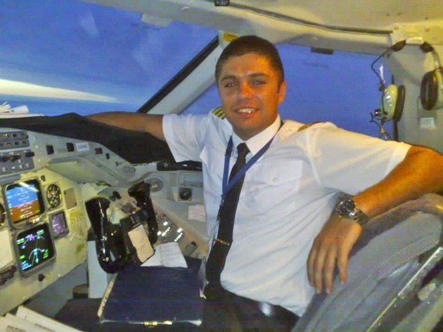 Деца помагат с концерт на трите сирачета на загинал пилот