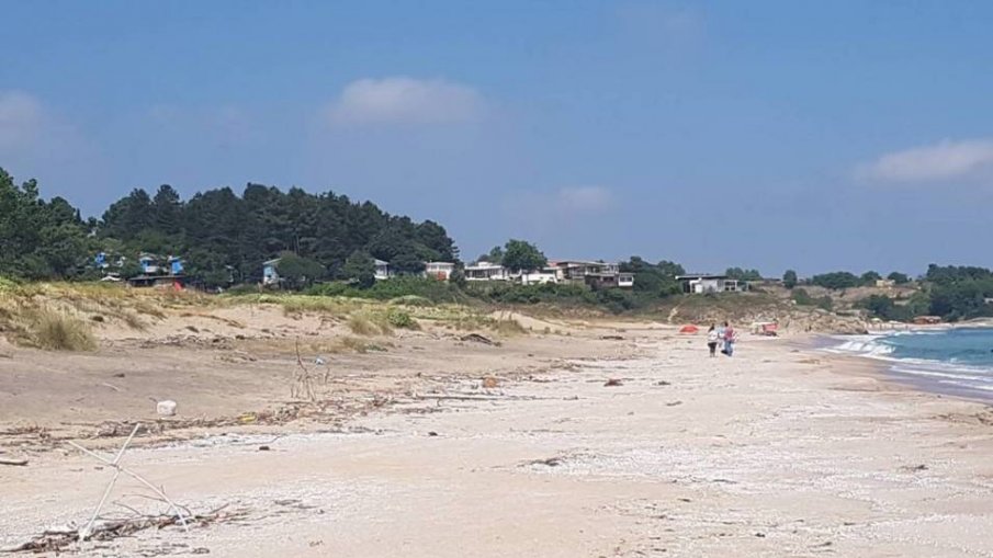 ВАП откри нарушения в определянето границите на морските плажове край с. Лозенец