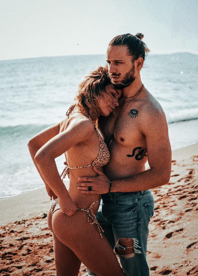 МНОГО ГОРЕЩО: Манекенката на Папи Ханс показа дупара-убиец (СНИМКИ)