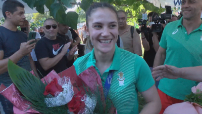 Долна Митрополия посрещна тържествено Ивет Горанова