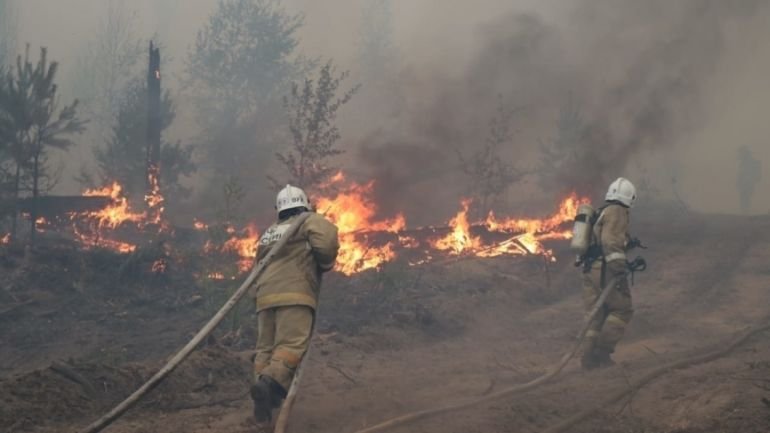 Извънредно положение: Пожарите в Русия застрашават ядрен център
