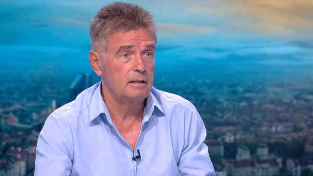 31% от учителите вече са ваксинирани