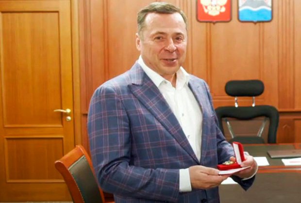 ШОК! Депутат-милиардер застреля мъж, объркал го с мечка