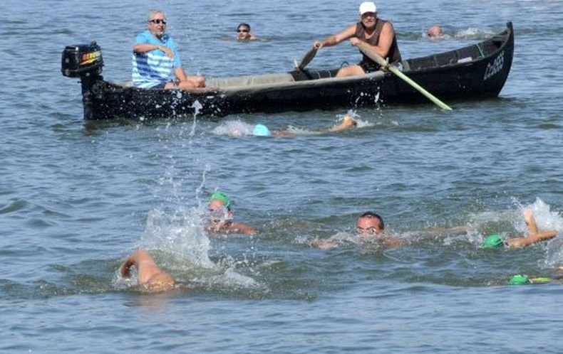 152 души преплуваха Дунав край Свищов