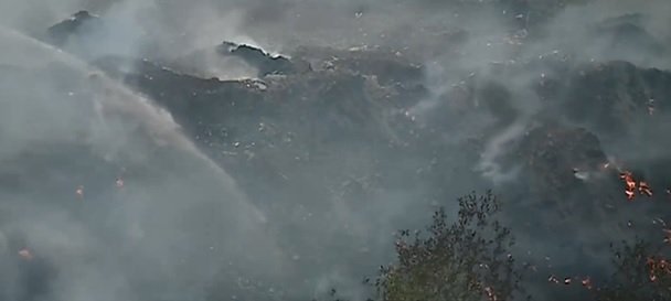 Продължава битката с огнената стихия в Рила, пожарът е овладян на 90%