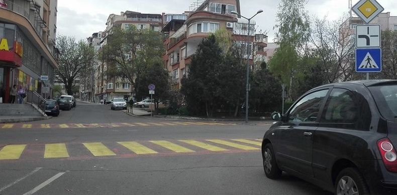 Заради ремонт: Затварят ключово кръстовище в Бургас за три седмици