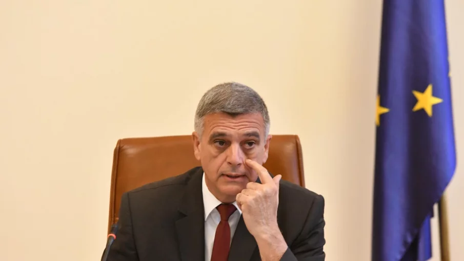 Служебното правителство ще обсъди изменение на методиката за определяне на линията на бедност за страната