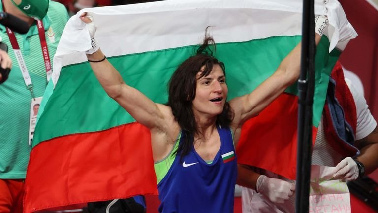 ОФИЦИАЛНО: Олимпийската шампионка Стойка Кръстева спира с бокса