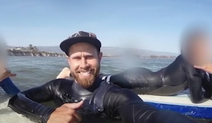 Последовател на движението Кю Анон уби с харпун двете си деца - имали змийска ДНК