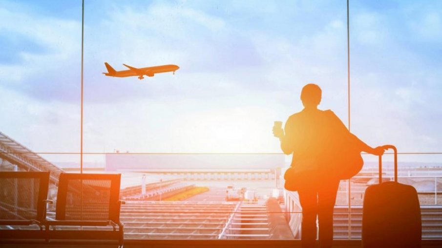 Цакат наши работници с договори на чужд език