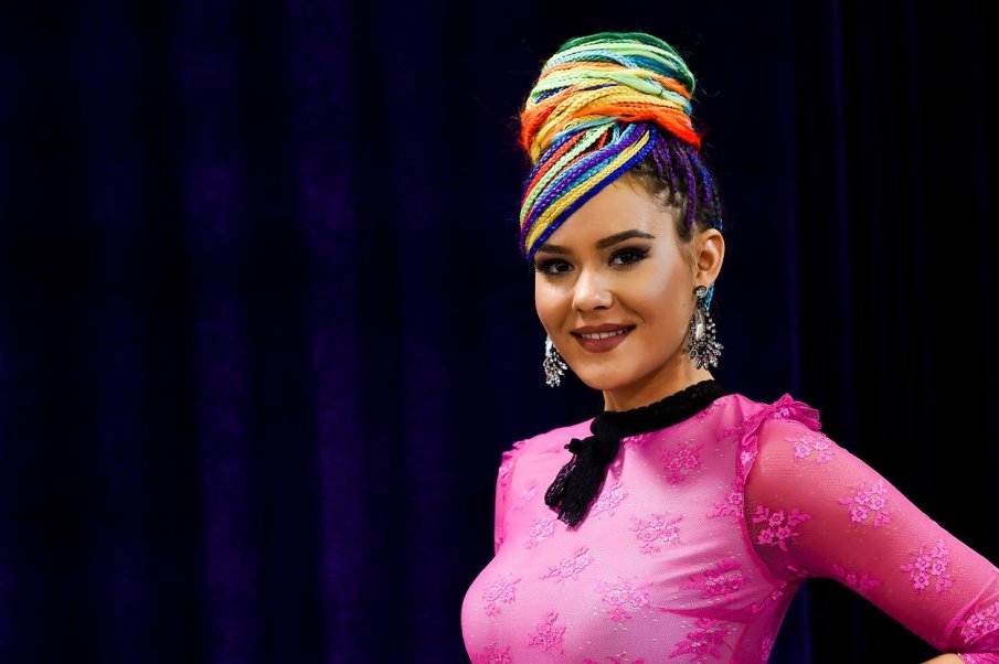 Предложиха брак на Йоана от Х Фактор след скок с парашут (СНИМКИ)