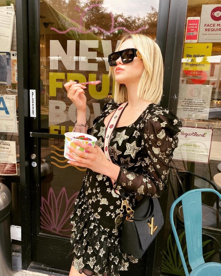 МЮЗИКЪЛ ПОД ЗВЕЗДИТЕ: Мария Бакалова на пикник с Марион Котияр в Ел Ей