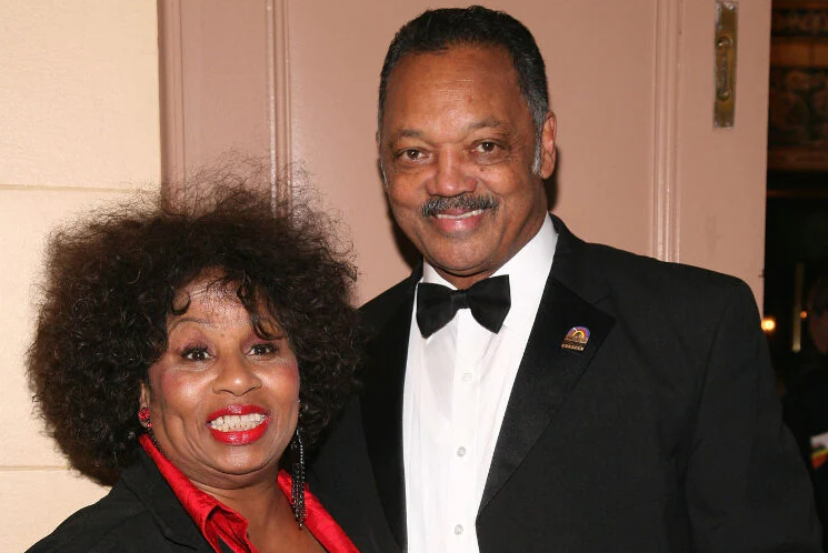 Пасторът и политически активист Джеси Джаксън и съпругата му приети в болница с COVID-19