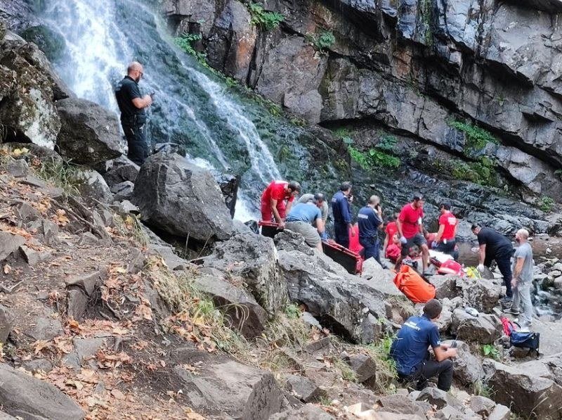 Тече проверка за загиналия при Боянския водопад турист