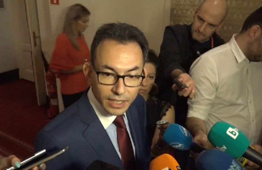 Приеха на първо четене Бюрото по защита да мине към правосъдното министерство