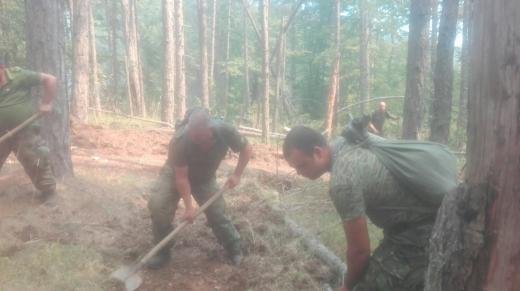 Изгасиха пожара над Югово, огнеборците прибират маркучите