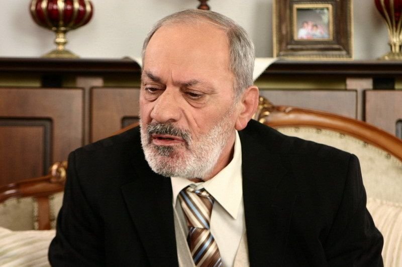 Почина турската звезда Метин Чекмез, станал любимец на българската публика със сериала „1001 нощ“