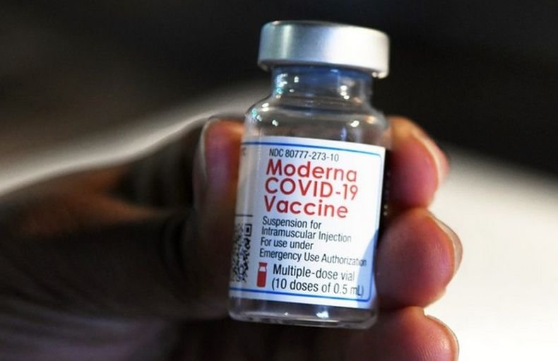 Испания ще инжектира бустерни дози Пфайзер и Модерна на хората, ваксинирани с Джонсън и Джонсън