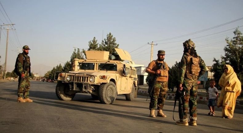 Гардиън гърми: Русия набира избягали от талибаните афганистански командоси