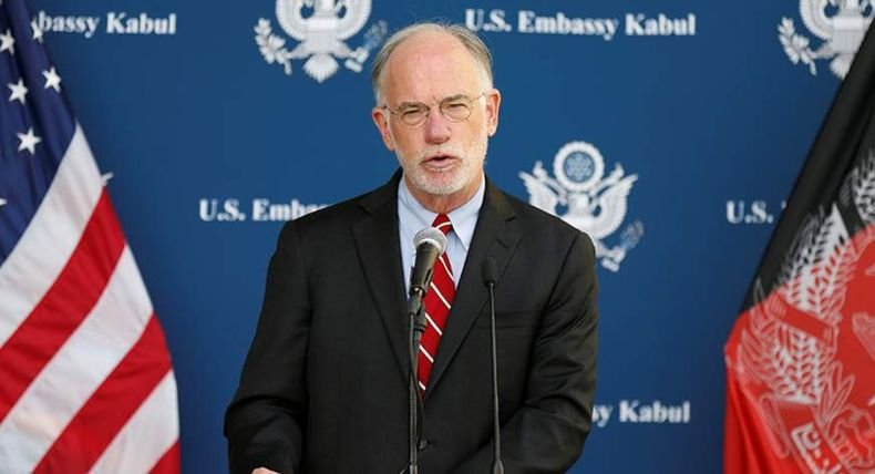 Посланикът на САЩ В Афганистан напусна страната с последния американски самолет за евакуация
