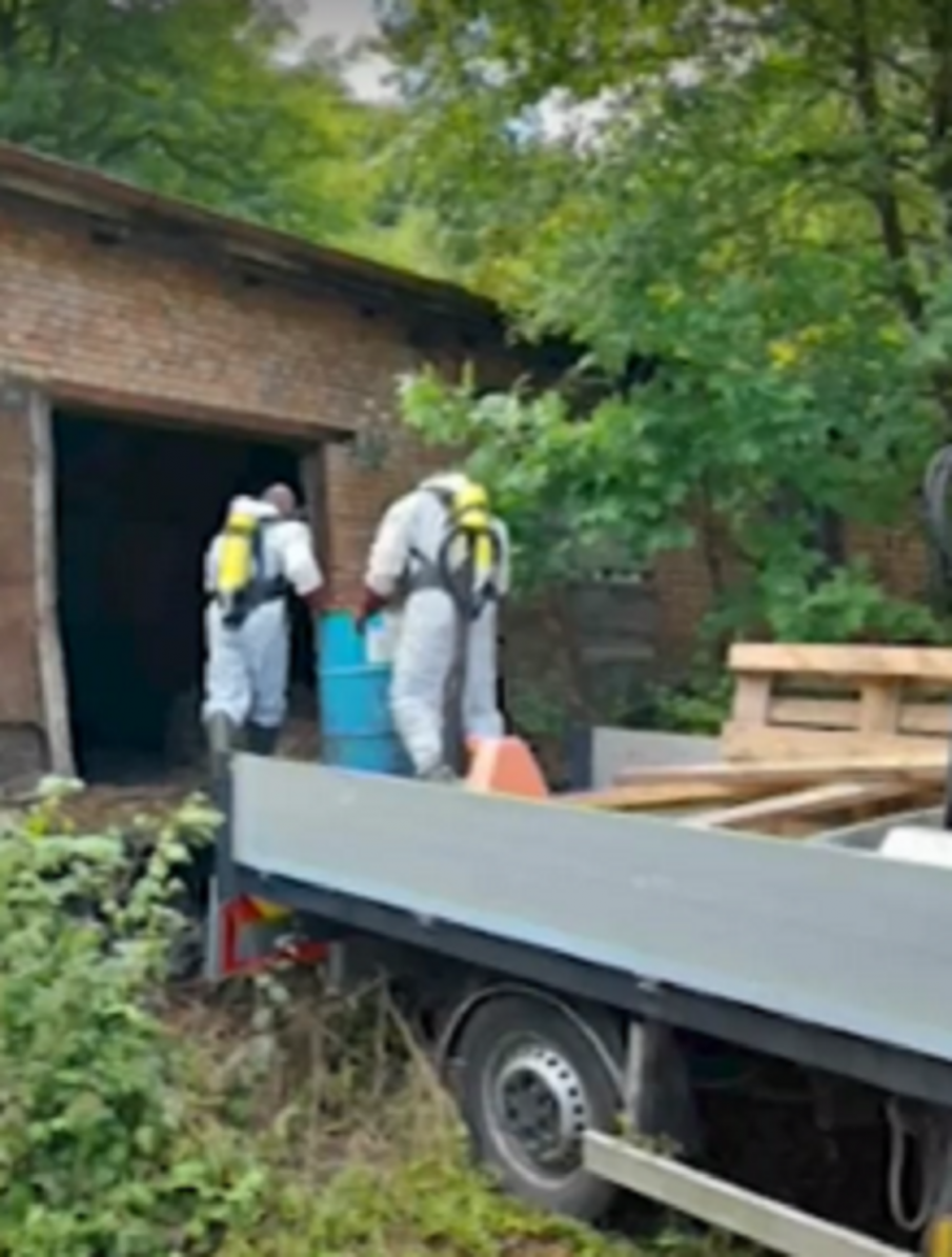 Намериха 300-литров бидон с хлороформ на оживено място в София