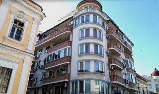 Цените на жилищата са в застой до края на 2023 г., наемите може да скочат