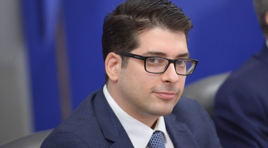 Провал на хората на Радев: Хакерска атака препъна на старта електронното преброяване на населението