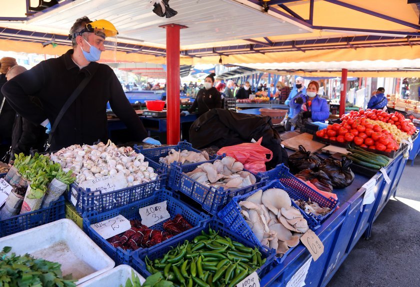 НАП започна проверки на големите зеленчукови борси и пазари
