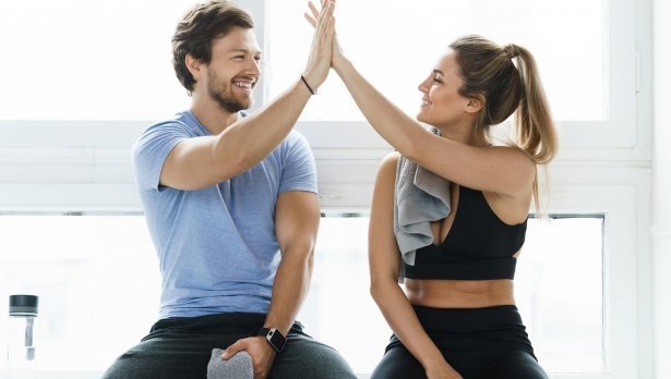 ЕДНО НАУМ: Тези зодии често се влюбват в най-добрия си приятел