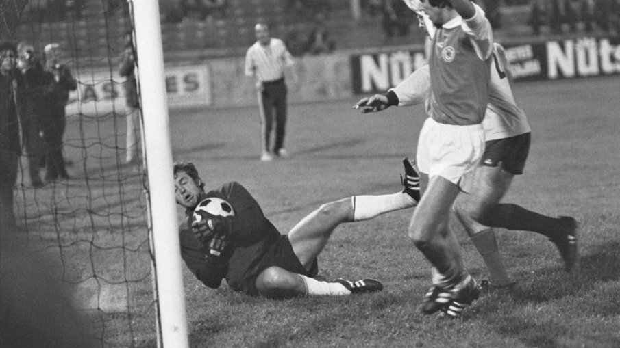 IN MEMORIAM: Без Жан-Пол Белмондо нямаше да има ПСЖ