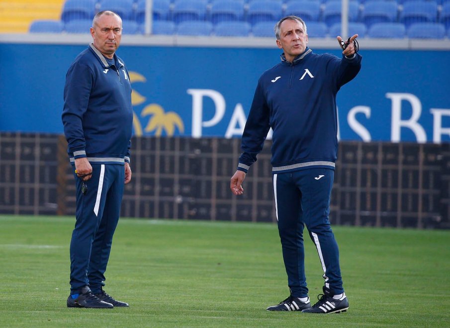 Мъри привика тийнейджър за резерва на Ники Михайлов