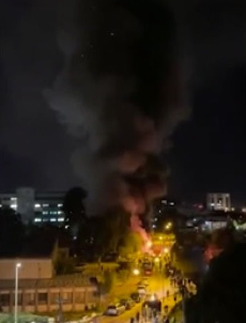 Кризисен щаб, начело с премиера Зоран Заев, се събра в Тетово заради пожара (ВИДЕО)