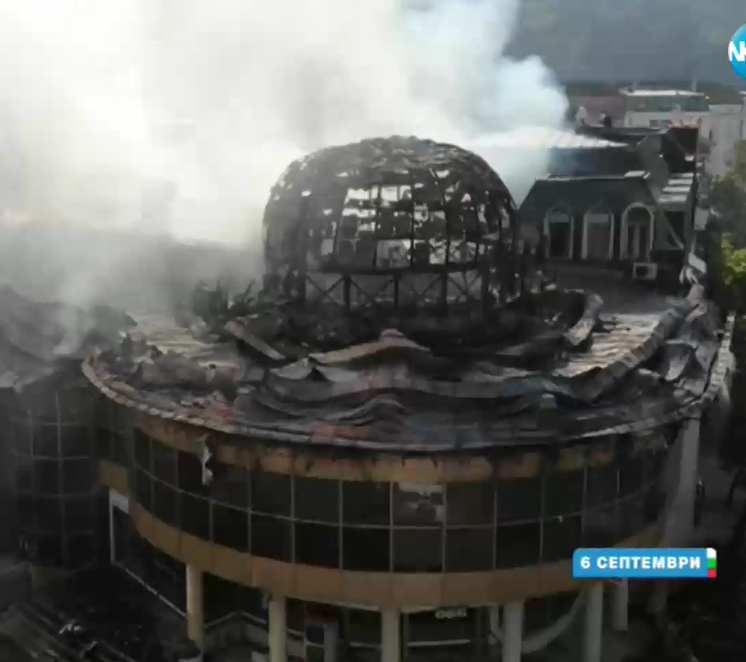 Оставиха в ареста задържания за палежа на Купола в Благоевград