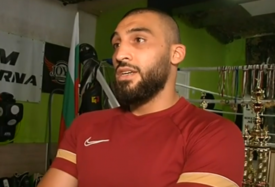 ПЪЛЕН АБСУРД: Шампион по кикбокс не може да се състезава за България, защото няма гражданство