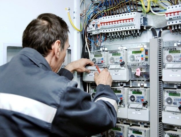 Гръцкото правителство ще покрие до 80% от по-скъпите сметки за електричество