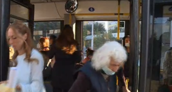 ПРОБЛЕМ: Криза във Варна заради много болни от COVID шофьори в градския транспорт