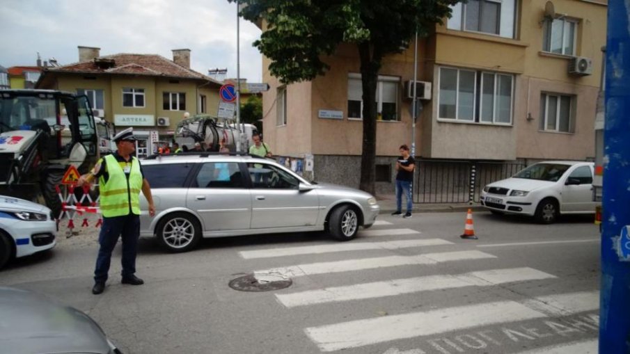 Блъснаха жена на пешеходна пътека в Асеновград