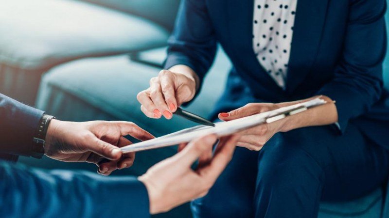 Преброители в Пловдив нагло газят инструкциите, искат лични карти