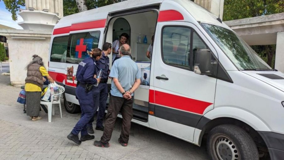 Страшен скандал в пункт за ваксинации във Варна