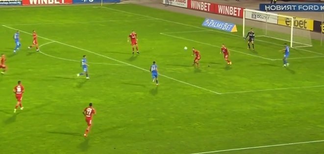 Шефът на реферите мълчи за съдийството на Левски - ЦСКА 1948